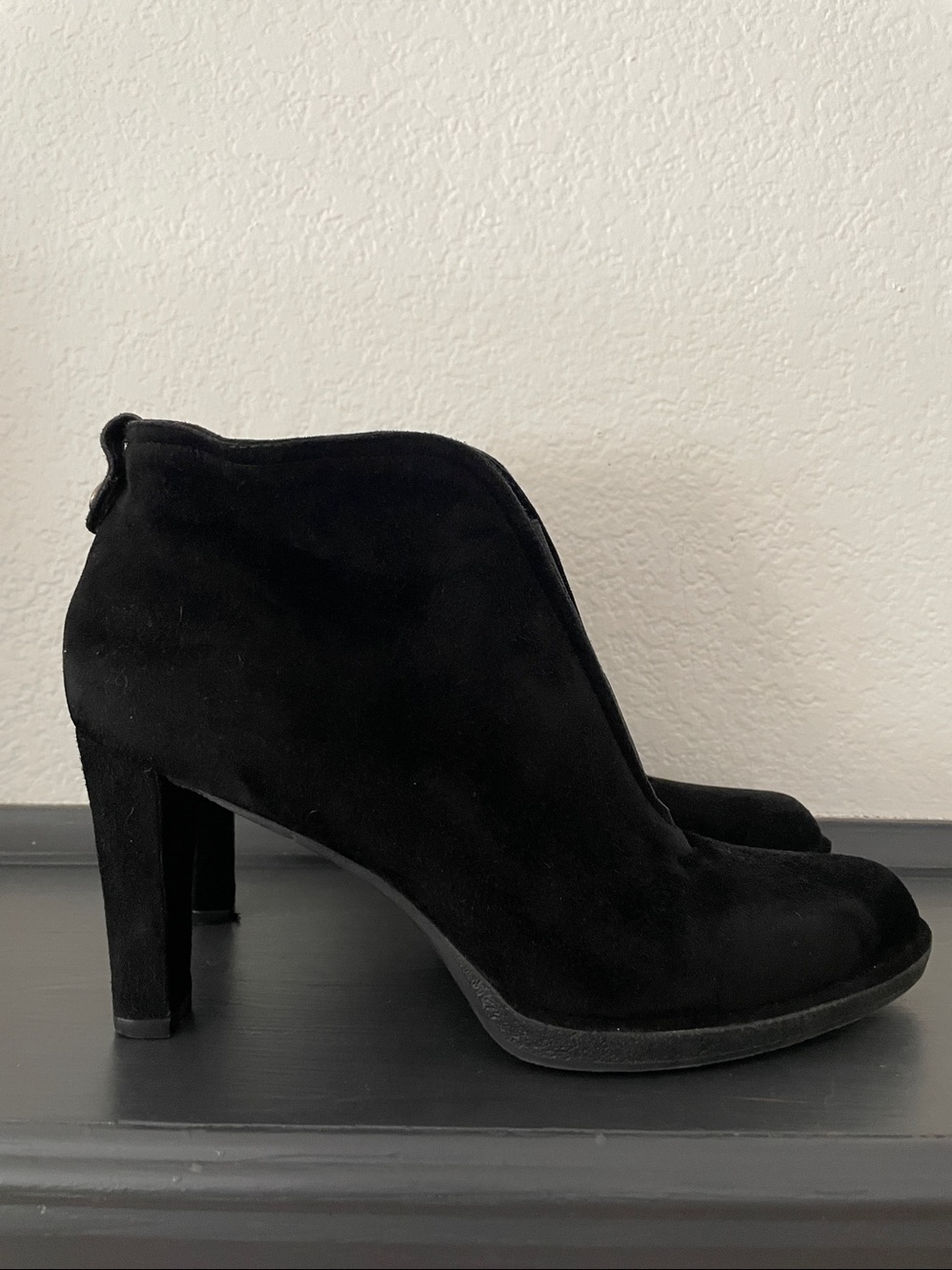 Stuart Weitzman ankle boots Centrum black suede pull on 7,5 office work business
